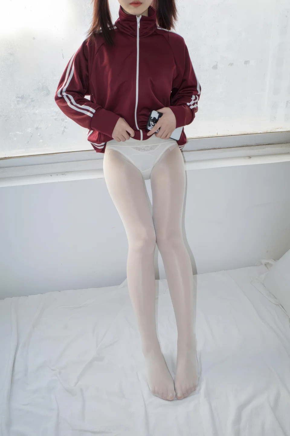 森萝财团_小夜_No_001_内部010_40D闪闪舍宾袜_79P_821MB tg@simisebaisi 【丝足阁】016.webp